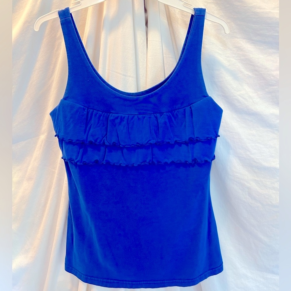 Ruffled workout top